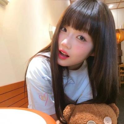 布鲁克斯，草地和可爱脸孔